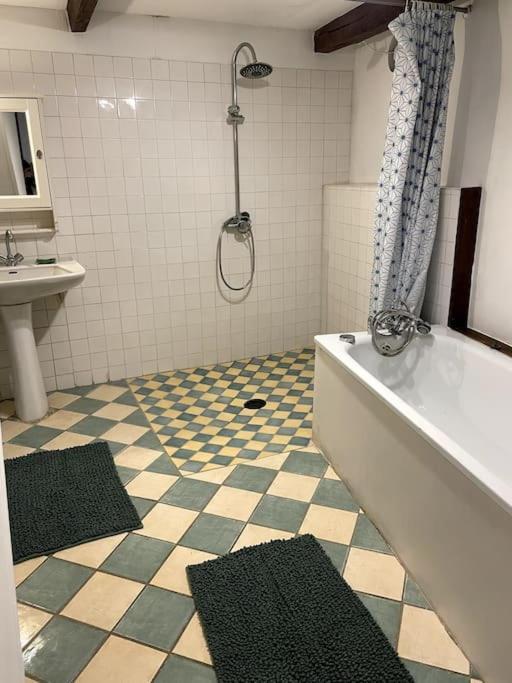 O Bonheurs Simples D'Ecorsaint Il Etait Une Fois Hauteroche Extérieur photo